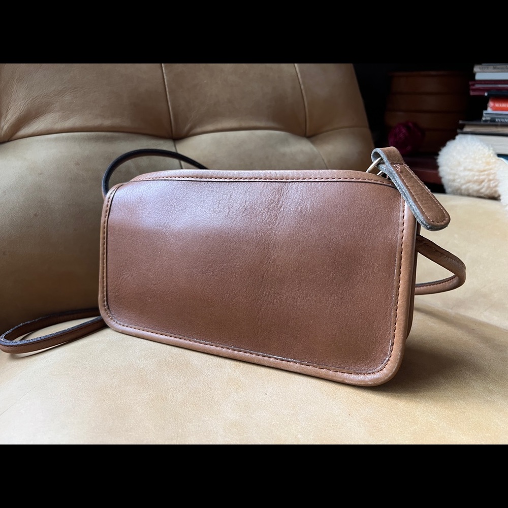 Coach Vintage Small Crossbody Bag in tabac NYC